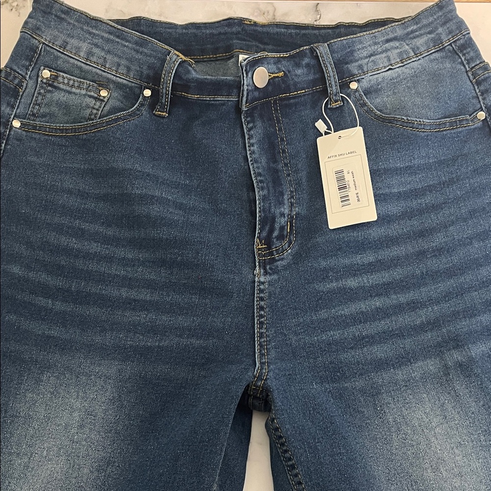 NWT Classic Blue Denim Jeans size XL